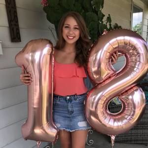 Meet your Posher, Michaela